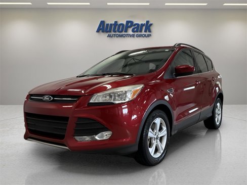 Used 2015 Ford Escape SE w/ Equipment Group 201A image 3