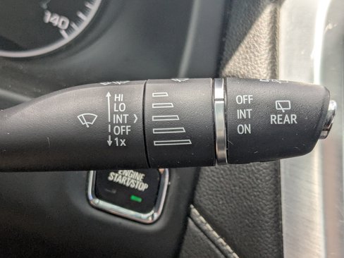 Used 2019 GMC Acadia SLE w/ LPO, Cargo Package image 26