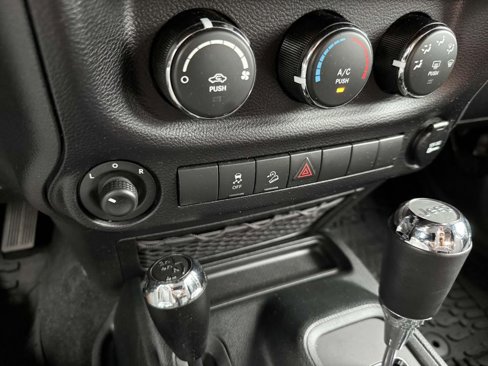 Used 2016 Jeep Wrangler Unlimited Sport w/ Quick Order Package 24S image 24