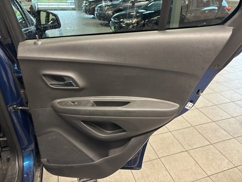 Used 2019 Chevrolet Trax LT image 15