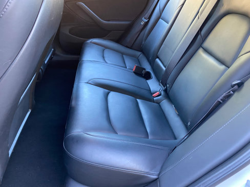 Used 2018 Tesla Model 3 Long Range image 33