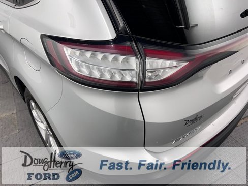 Used 2017 Ford Edge Titanium w/ Technology Package image 12