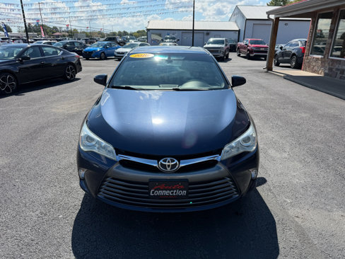 Used 2016 Toyota Camry LE image 9
