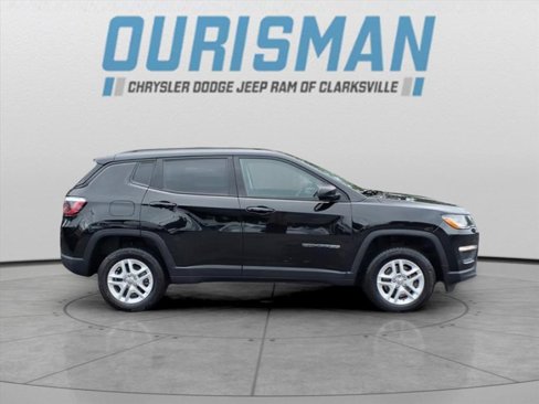 Certified 2018 Jeep Compass Sport w/ Tech Group image 2