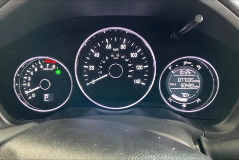 Used 2019 Honda HR-V Sport image 10