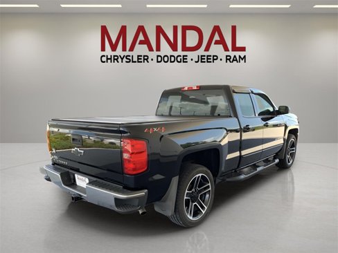 Used 2019 Chevrolet Silverado 1500 LT w/ LPO, Black Pack image 8