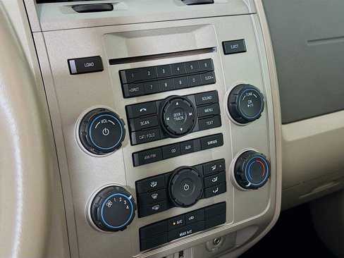 Used 2012 Ford Escape XLT image 18