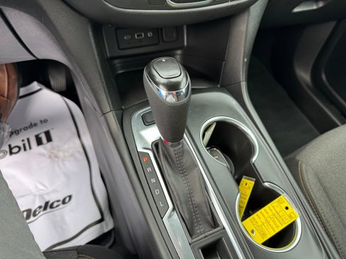 Used 2021 Chevrolet Equinox LT image 33