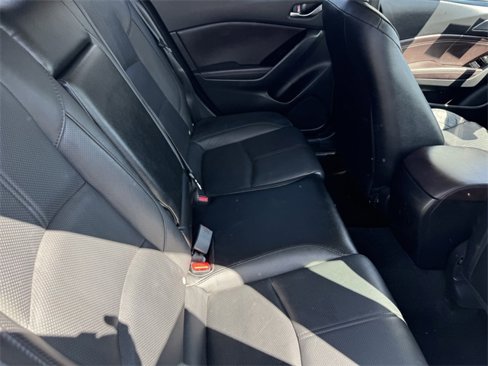 Used 2018 MAZDA MAZDA3 Grand Touring image 8