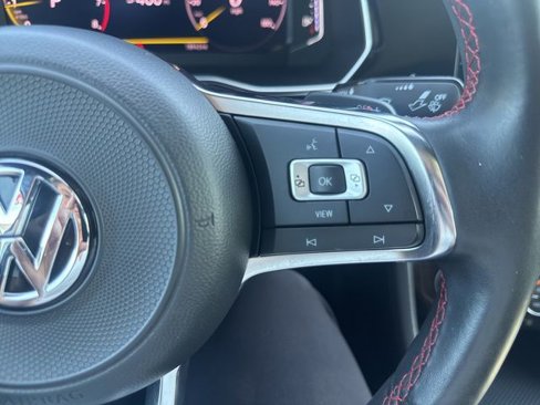 Used 2019 Volkswagen Jetta GLI Autobahn image 9