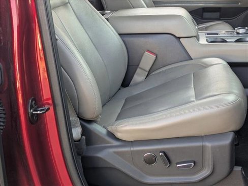 Used 2018 Ford Expedition Max XLT w/ Equipment Group 202A image 21