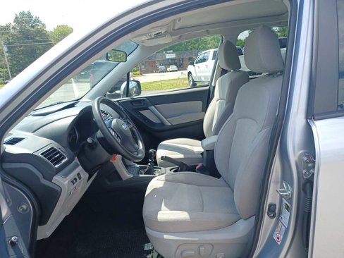 Used 2016 Subaru Forester 2.5i Premium image 7