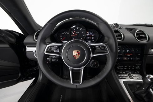 Used 2025 Porsche 718 Cayman image 24
