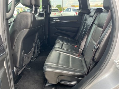 Used 2020 Jeep Grand Cherokee Limited w/ Luxury Group II image 27