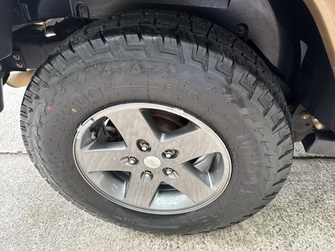 Used 2015 Jeep Wrangler Unlimited Sport image 21