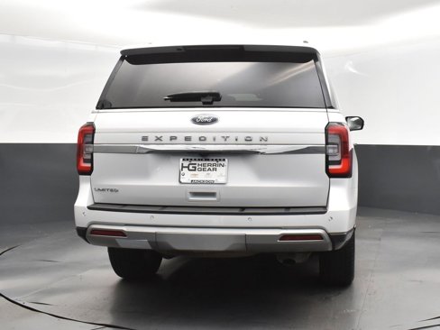 Used 2023 Ford Expedition Limited image 7