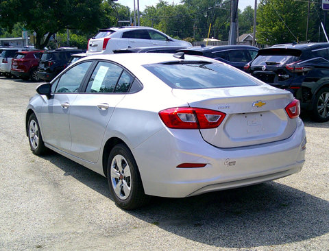 Used 2017 Chevrolet Cruze LS image 5