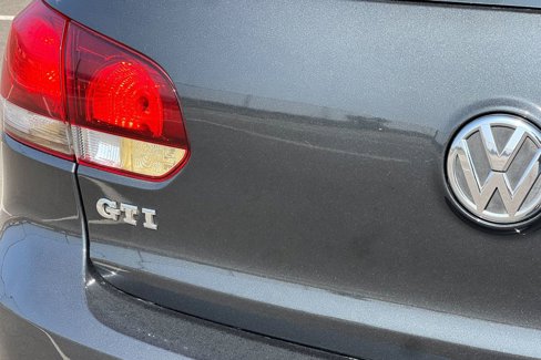 Used 2012 Volkswagen GTI 4-Door image 24