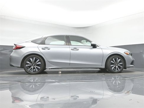 Used 2022 Honda Civic EX-L image 16