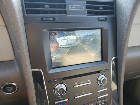 Used 2015 Lincoln Navigator L 4WD image 22