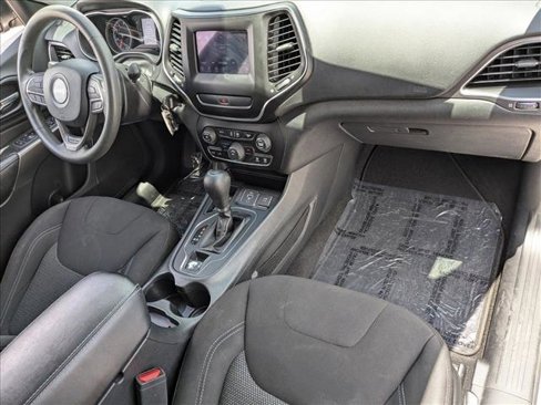 Used 2019 Jeep Cherokee Latitude w/ Popular Appearance Group image 20