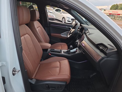 Used 2022 Audi Q3 2.0T Premium Plus image 39