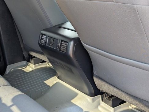 Used 2017 Toyota Tundra SR5 w/ SR5 Upgrade Package image 36
