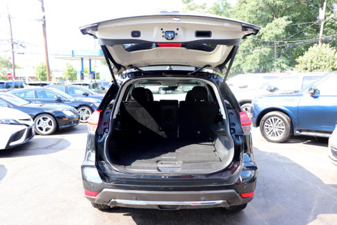 Used 2019 Nissan Rogue SV w/ Sun & Sound Touring Package image 49