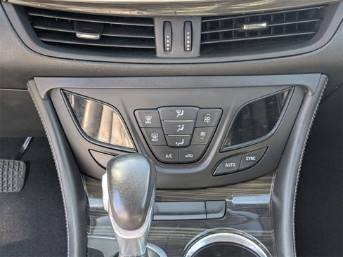 Used 2020 Buick Envision Essence w/ Experience Buick Package image 23