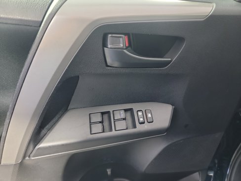 Used 2017 Toyota RAV4 LE image 35