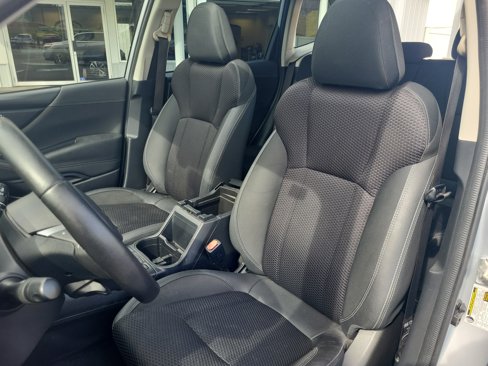 Used 2021 Subaru Forester Premium image 10