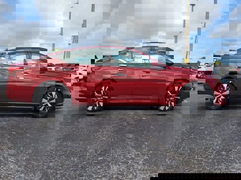Used 2022 Nissan Altima 2.5 SL image 3