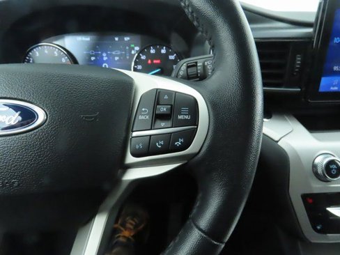 Used 2023 Ford Explorer XLT w/ Equipment Group 202A image 12