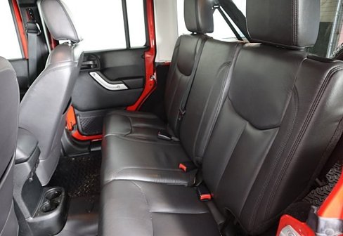 Used 2017 Jeep Wrangler Unlimited Sahara w/ Max Tow Package image 21