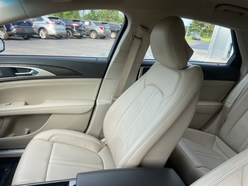 Used 2018 Lincoln MKZ Select w/ Select Plus Package image 28