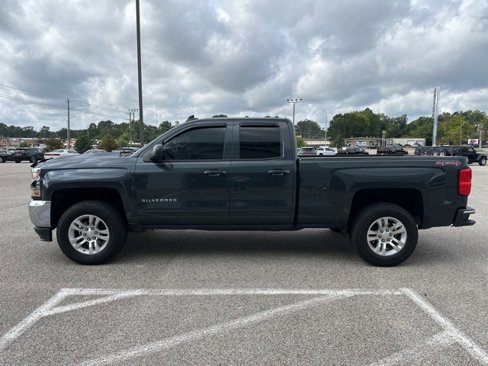 Used 2017 Chevrolet Silverado 1500 LT w/ All Star Edition image 4