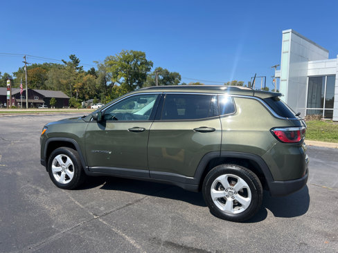 Used 2018 Jeep Compass Latitude w/ Cold Weather Group image 4