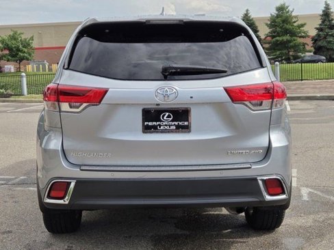 Used 2019 Toyota Highlander Limited Platinum image 34