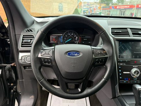 Used 2017 Ford Explorer Sport w/ Equipment Group 401A image 15