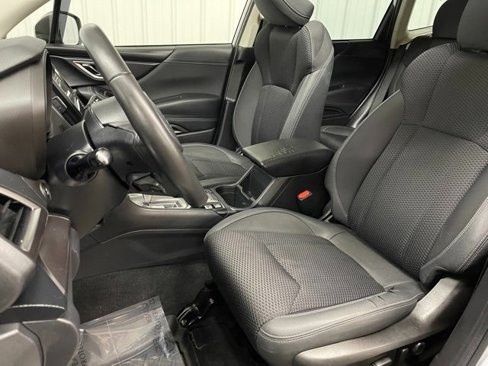 Used 2020 Subaru Forester Premium image 15