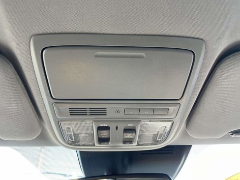 Used 2022 Honda CR-V Touring image 32