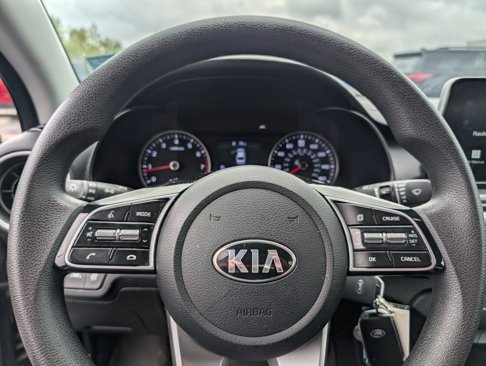 Used 2021 Kia Forte LXS image 14