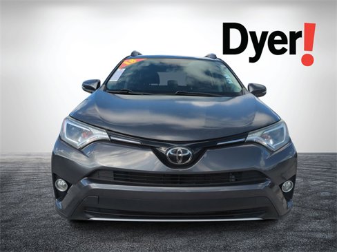 Used 2018 Toyota RAV4 XLE image 9