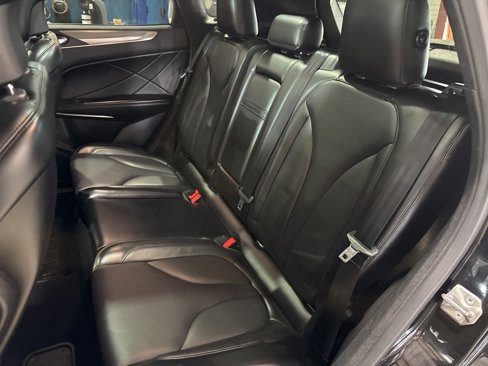 Used 2017 Lincoln MKC Reserve w/ Technology Package image 30