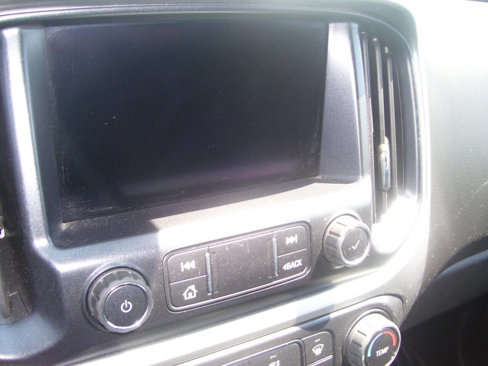 Used 2022 Chevrolet Colorado LT w/ Fleet Safety Package image 9