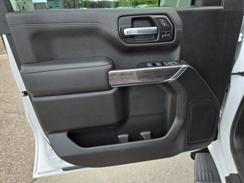 Used 2021 Chevrolet Silverado 1500 LTZ image 12