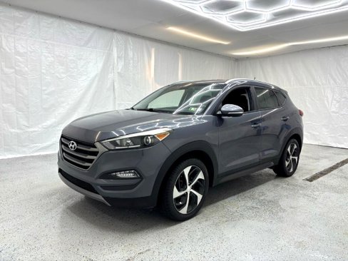 Used 2016 Hyundai Tucson Sport image 7