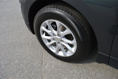 Used 2019 Chevrolet Equinox LS w/ LS Convenience Package image 9