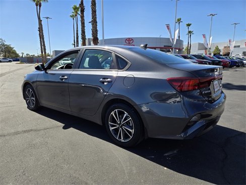Used 2023 Kia Forte LXS image 6