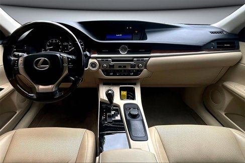 Used 2015 Lexus ES 350 w/ Premium Package image 7